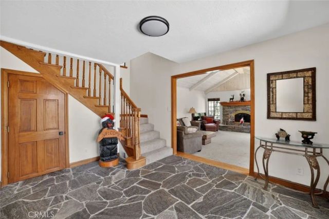 1198 Montreal Drive, Lake Arrowhead, CA 92352
