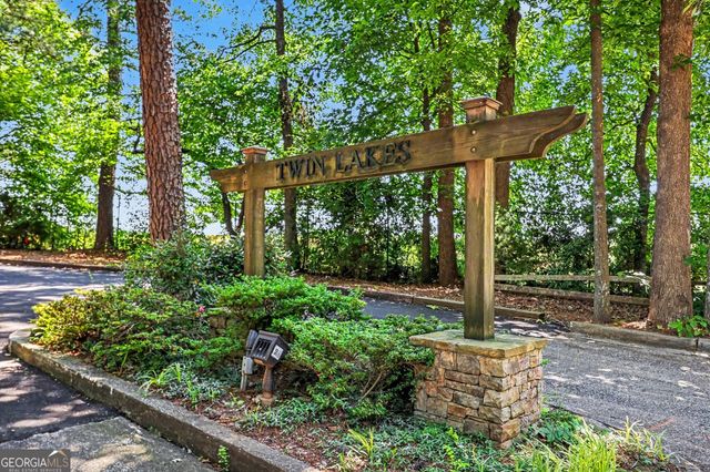 4862 Twin Lakes Trail, Atlanta, GA 30360