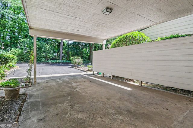 4862 Twin Lakes Trail, Atlanta, GA 30360