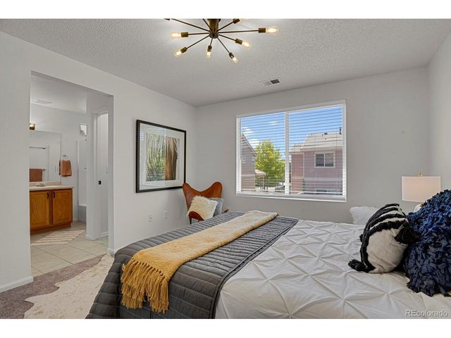 19650 E 59th Dr, Aurora, CO 80019