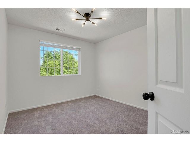 19650 E 59th Dr, Aurora, CO 80019