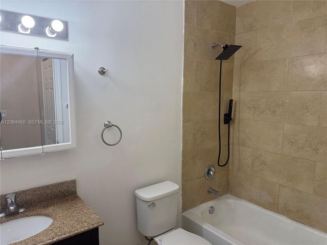 14500 SW 88th Avenue 254, Palmetto Bay, FL 33176