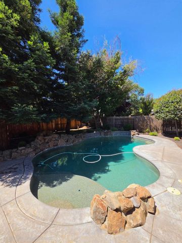 345 Saint Lucia Way, Lincoln, CA 95648