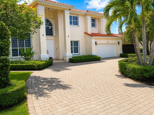 4221 SW 154th Pl, Miami, FL 33185