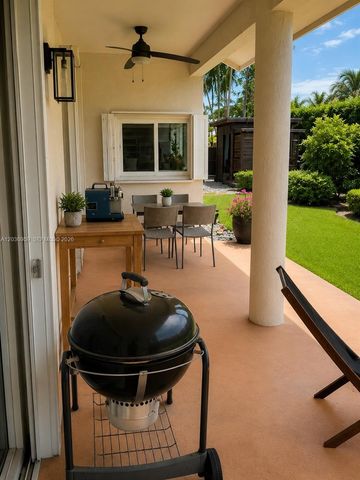 4221 SW 154th Pl, Miami, FL 33185