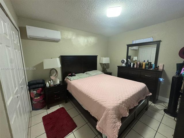 1750 SW 137th Ct, Miami, FL 33175