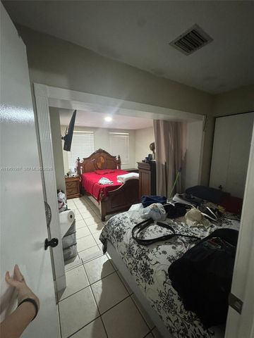 1750 SW 137th Ct, Miami, FL 33175