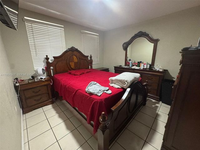 1750 SW 137th Ct, Miami, FL 33175