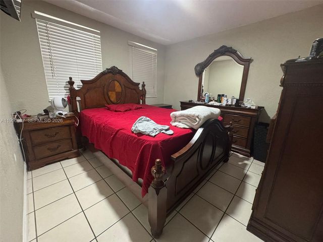 1750 SW 137th Ct, Miami, FL 33175