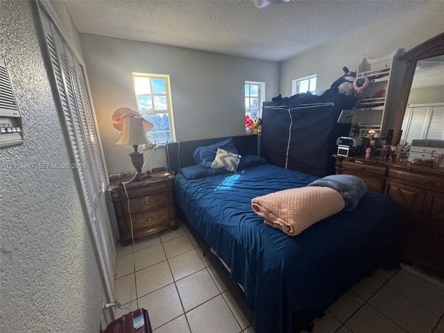 1750 SW 137th Ct, Miami, FL 33175