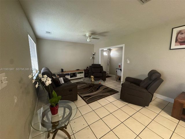 1750 SW 137th Ct, Miami, FL 33175