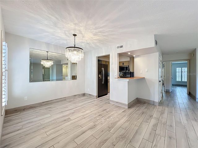 470 W PAR STREET 470, Orlando, FL 32804