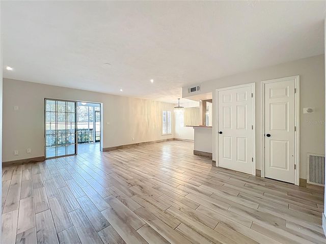 470 W PAR STREET 470, Orlando, FL 32804