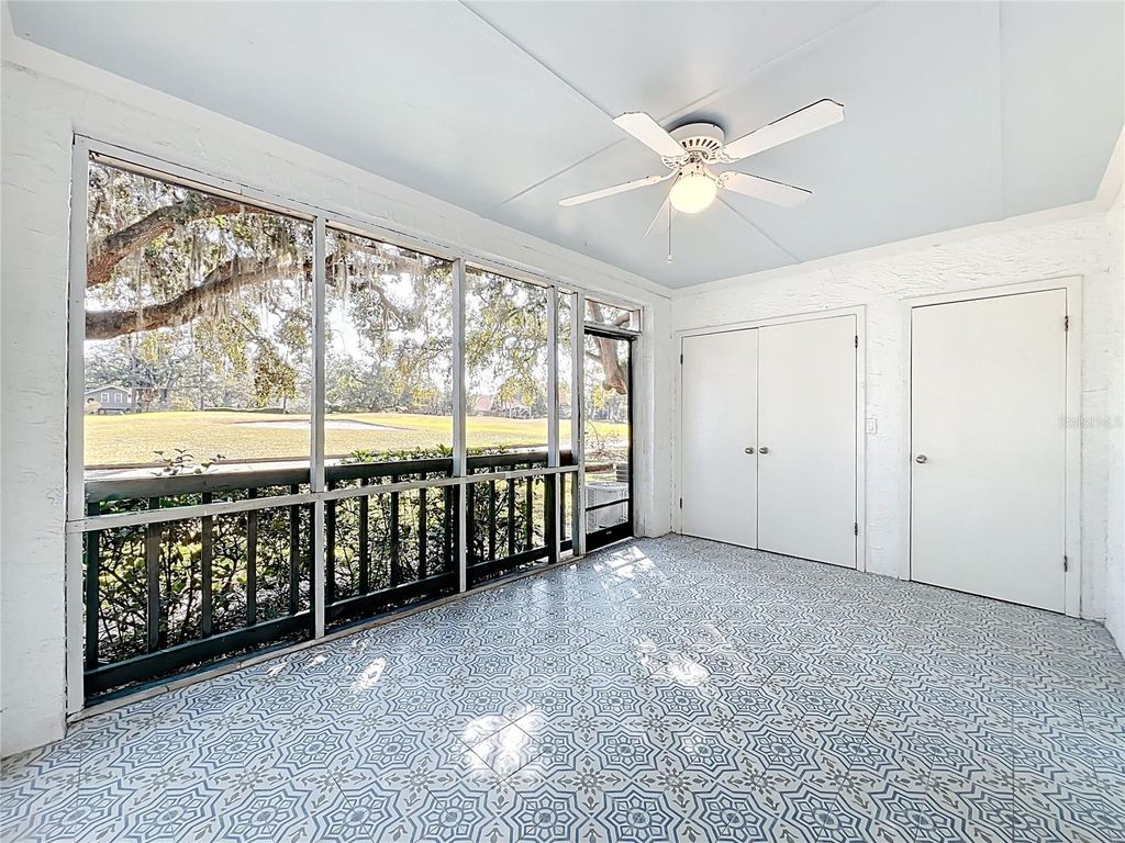 Image 39 of property listing at 470 W PAR STREET 470, Orlando, FL 32804