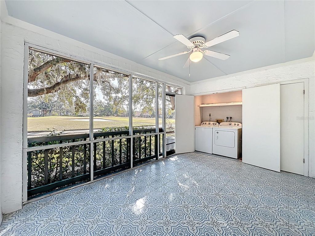 Image 40 of property listing at 470 W PAR STREET 470, Orlando, FL 32804