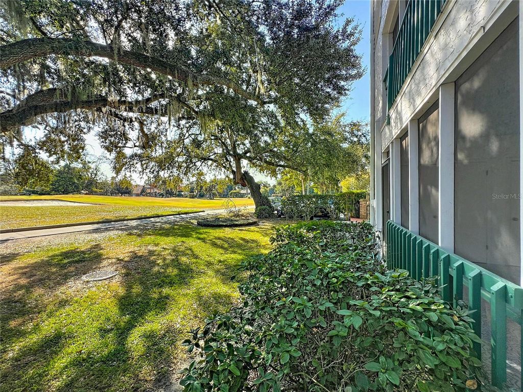 Image 44 of property listing at 470 W PAR STREET 470, Orlando, FL 32804