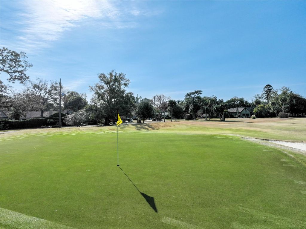 Image 54 of property listing at 470 W PAR STREET 470, Orlando, FL 32804