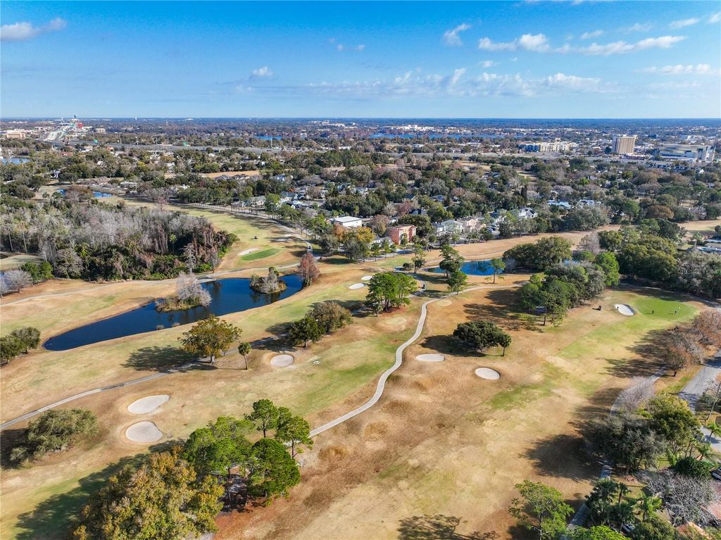 Image 67 of property listing at 470 W PAR STREET 470, Orlando, FL 32804