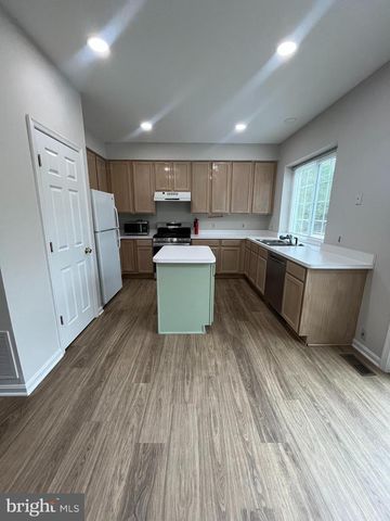 5106 OBSERVATION WAY, Alexandria, VA 22312