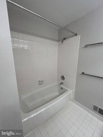 5106 OBSERVATION WAY, Alexandria, VA 22312