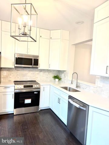 17358 KILDARE LN, Dumfries, VA 22026