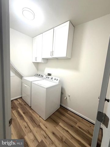 17358 KILDARE LN, Dumfries, VA 22026