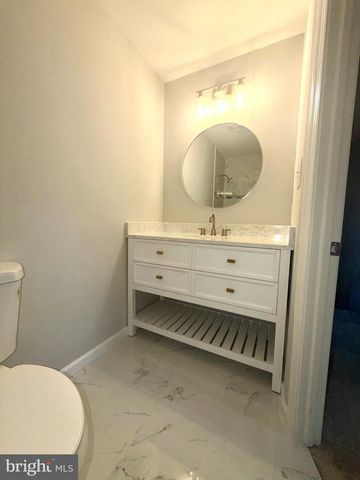 17358 KILDARE LN, Dumfries, VA 22026