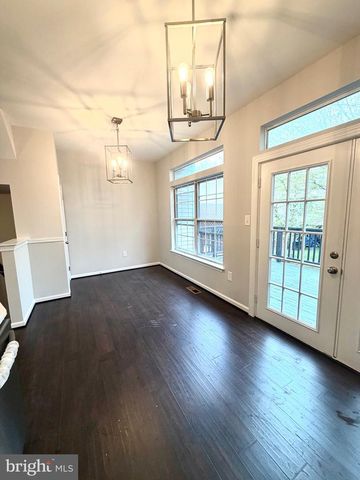 17358 KILDARE LN, Dumfries, VA 22026