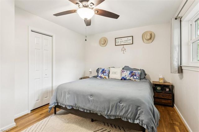 718 Dresden DR, Newport News, VA 23601