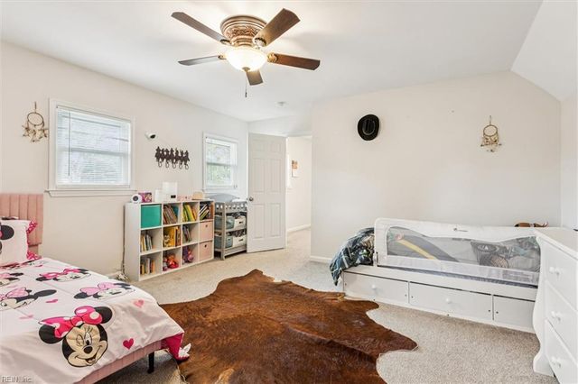 718 Dresden DR, Newport News, VA 23601