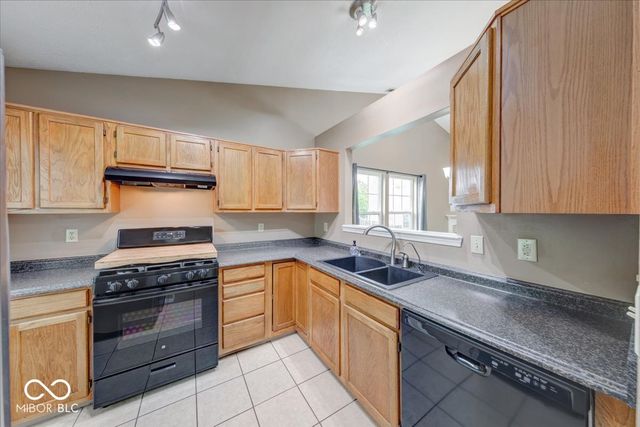 509 Speedway Woods Drive, Indianapolis, IN 46224