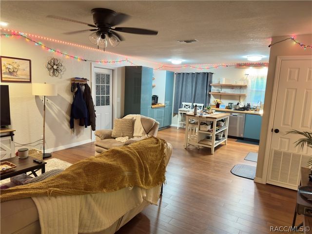 707 S Snapp Avenue, Inverness, FL 34453