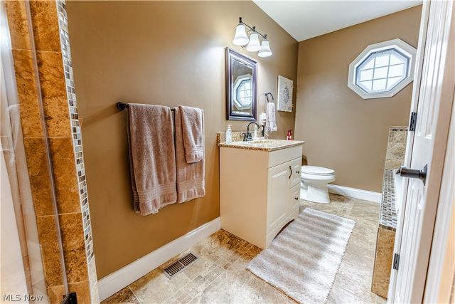 18579 Hobbler Lane, Lore City, OH 43755