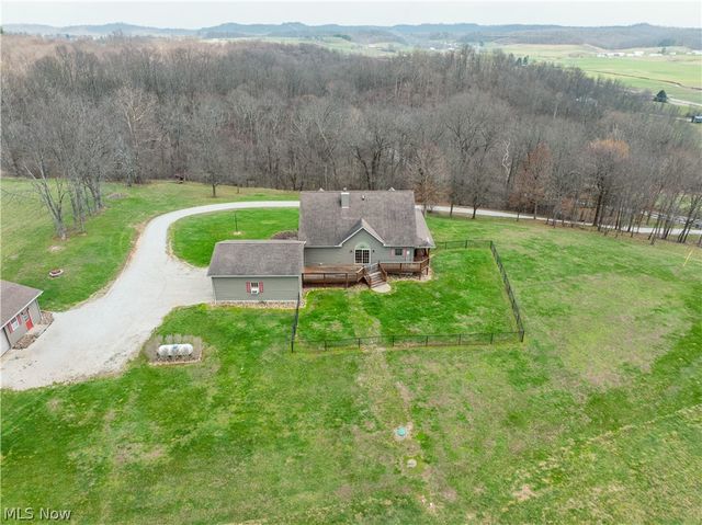 18579 Hobbler Lane, Lore City, OH 43755