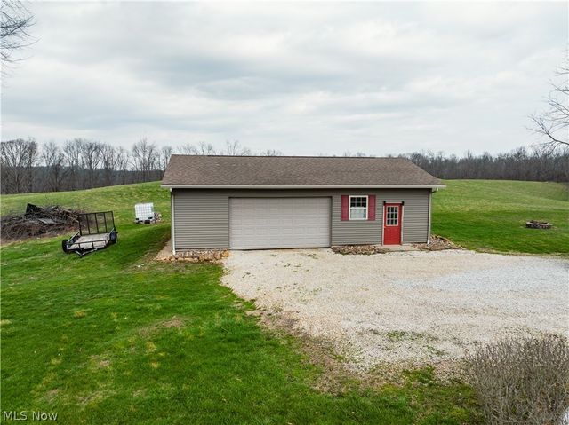 18579 Hobbler Lane, Lore City, OH 43755
