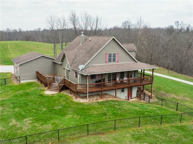 18579 Hobbler Lane, Lore City, OH 43755