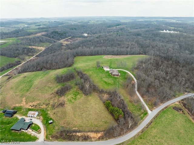 18579 Hobbler Lane, Lore City, OH 43755