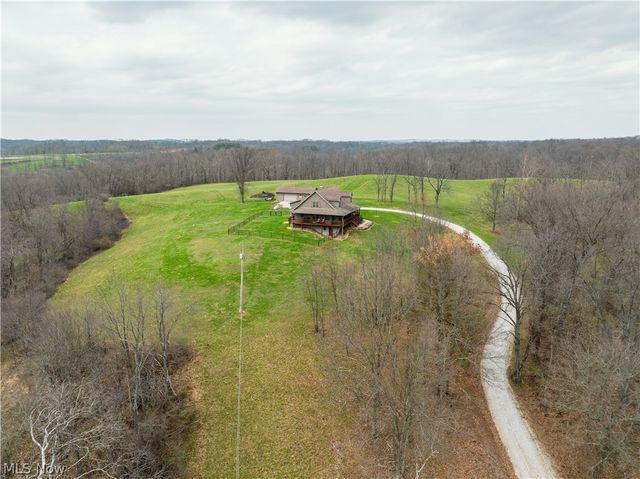 18579 Hobbler Lane, Lore City, OH 43755