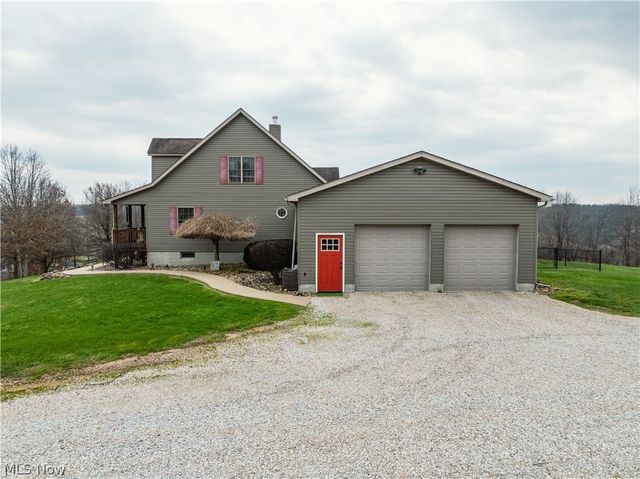 18579 Hobbler Lane, Lore City, OH 43755