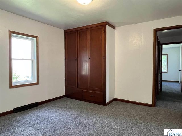 105 S 2nd Street, Odin, MN 56160