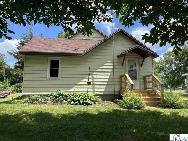 105 S 2nd Street, Odin, MN 56160