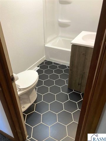 105 S 2nd Street, Odin, MN 56160