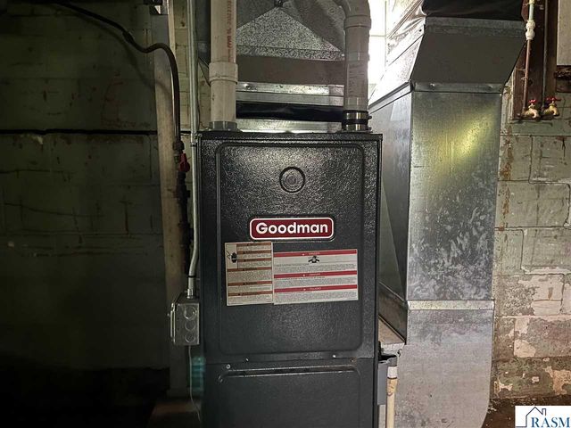 105 S 2nd Street, Odin, MN 56160