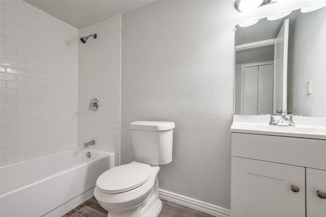 408 Rockcrest Drive, Mesquite, TX 75150