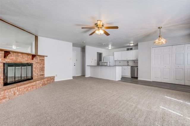 408 Rockcrest Drive, Mesquite, TX 75150