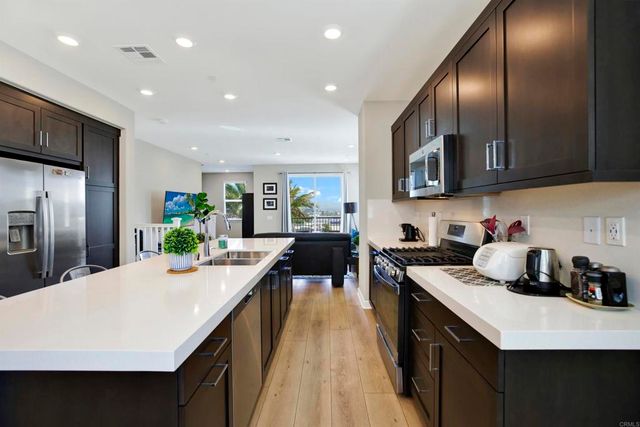 1231 Sunrise View 105, San Marcos, CA 92078