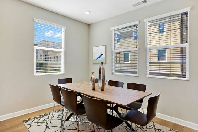 1231 Sunrise View 105, San Marcos, CA 92078