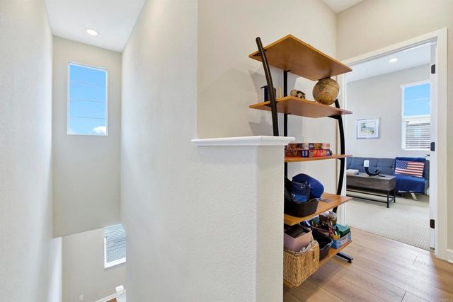 1231 Sunrise View 105, San Marcos, CA 92078
