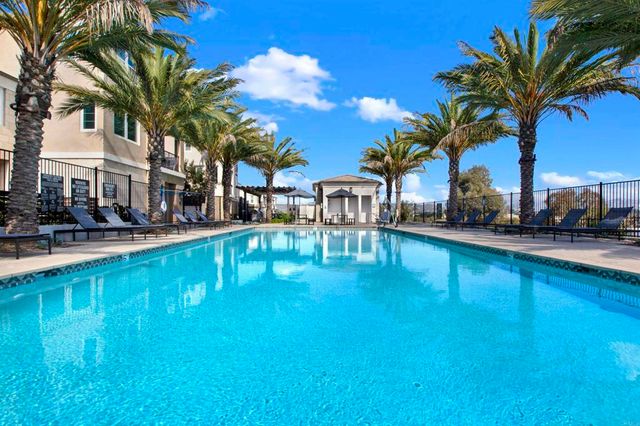 1231 Sunrise View 105, San Marcos, CA 92078