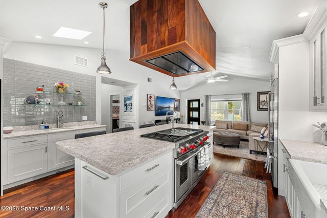 400 E Melbourne Avenue, Melbourne, FL 32901